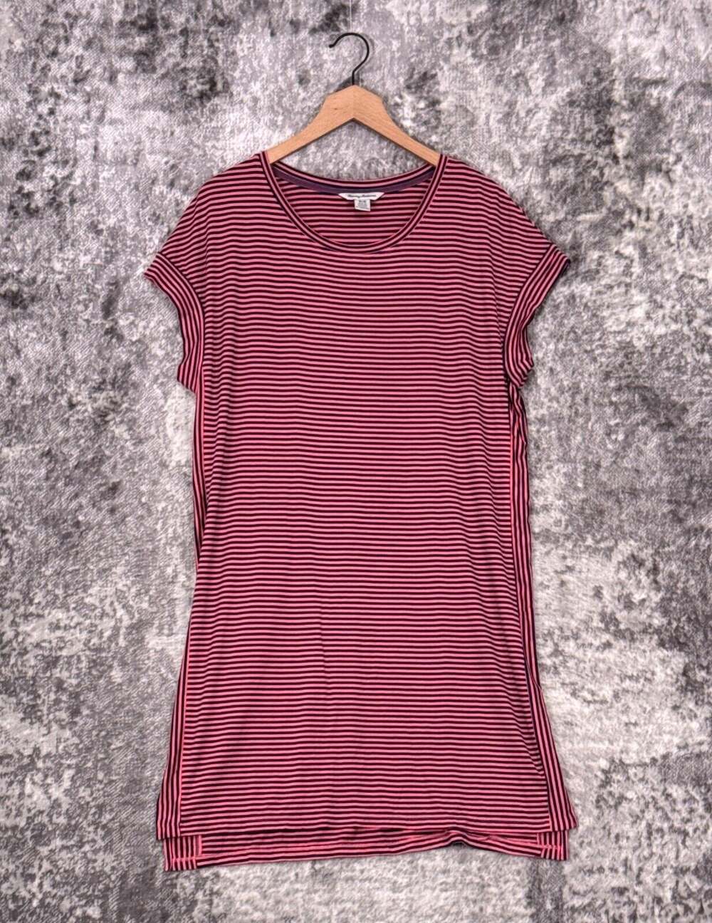 Tommy Bahama Dress Medium Womens Pink Striped Short Sleeve Stretch